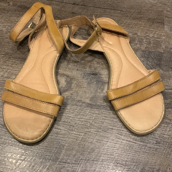 Born mai easy sandals leather strap ankle size 8 Tan - Picture 4 of 7